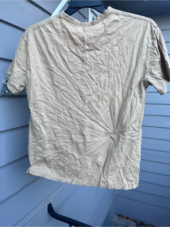rag & bone Tops - rag & bone Short-Sleeve Crew Tee in Light Beige